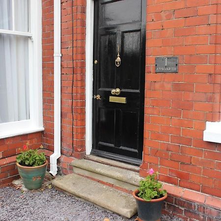 Spacious & Cozy Mid Wales Town Centre Apartment, With Bike Storage Llandrindod Wells Exterior foto